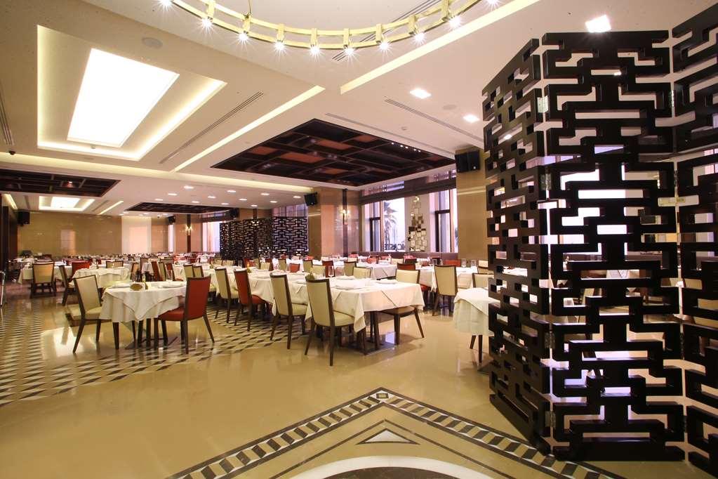 Lancaster Raouche Hotel Beirut Restoran gambar